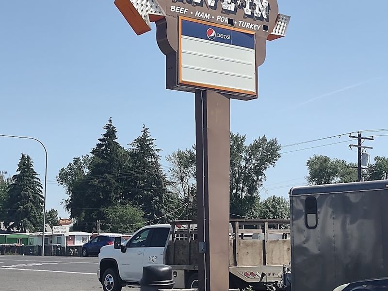 Laredo Drive In exterior